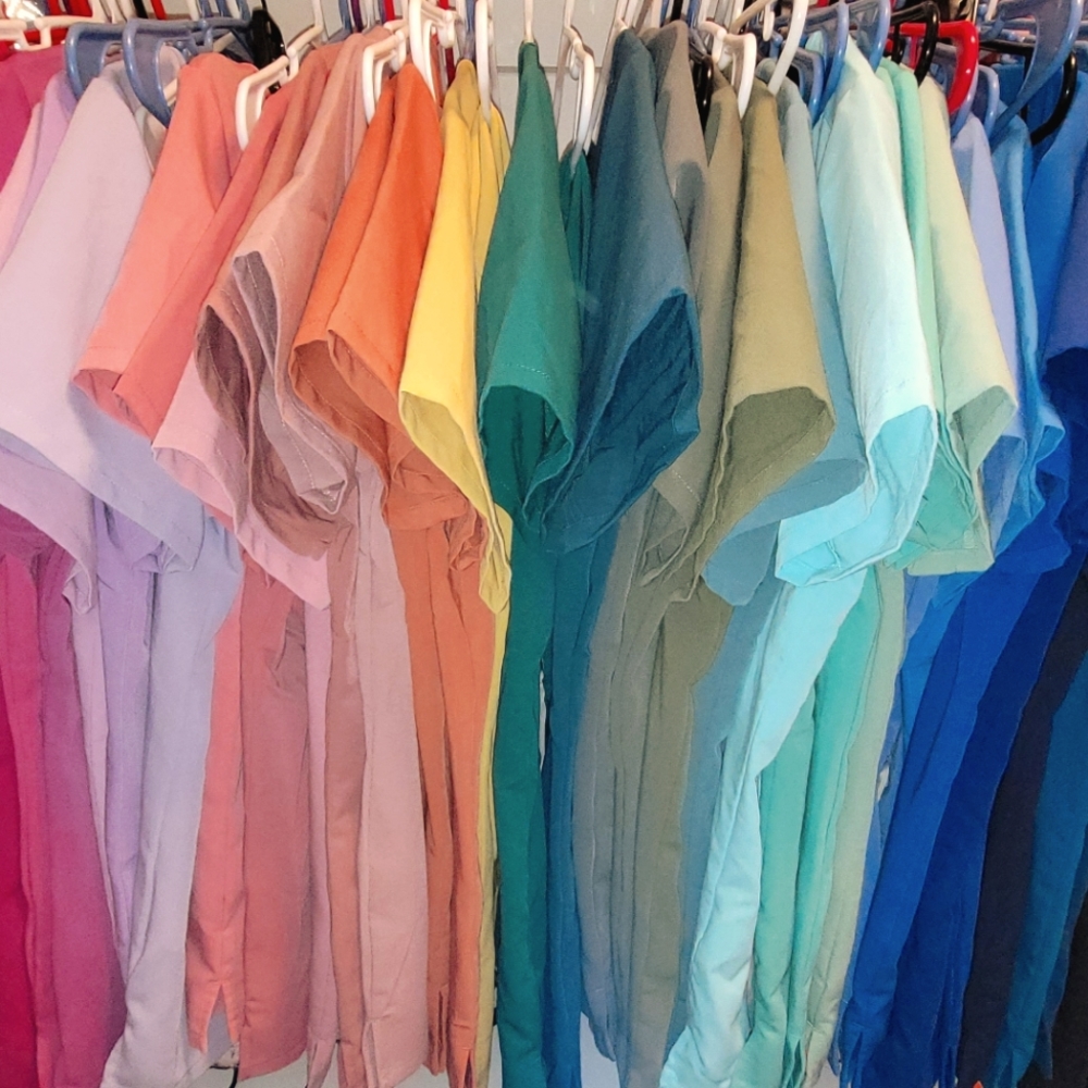 FIGS SMALL MEDIUM SCRUBS IN MY CLOSET
